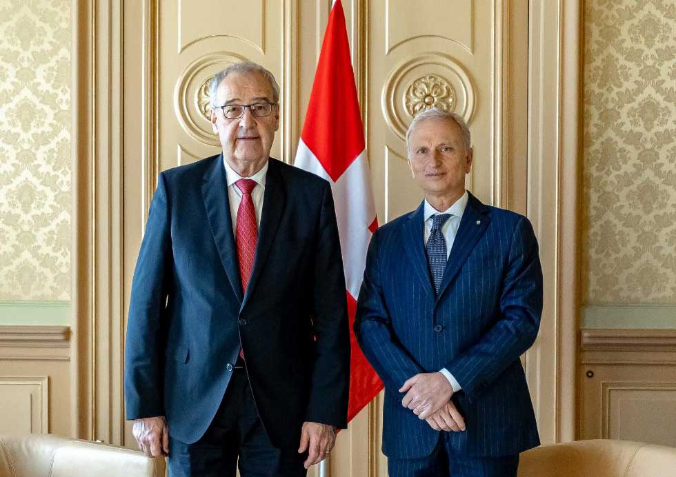 L’Amb. Luca Sabbatucci presenta le credenziali al presidente svizzero Guy Parmelin L’Amb. Luca Sabbatucci presenta le credenziali al presidente svizzero Guy Parmelin